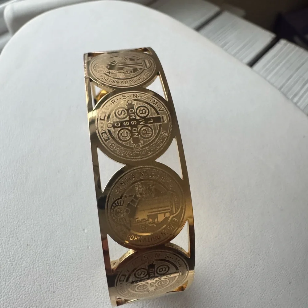 Chic Gold Coin Cuff Bracelet - Picture 2 of 14